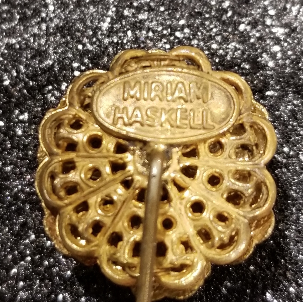 Vintage Miriam Haskall Gold Tone Stick Pin - Picture 3 of 8